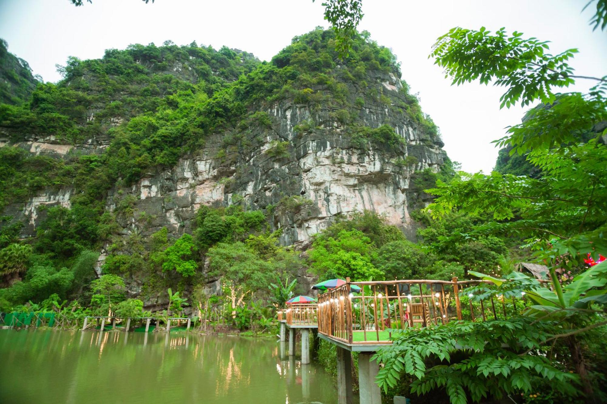 Hoang Minh Mountainside Villa Нин Бин Екстериор снимка