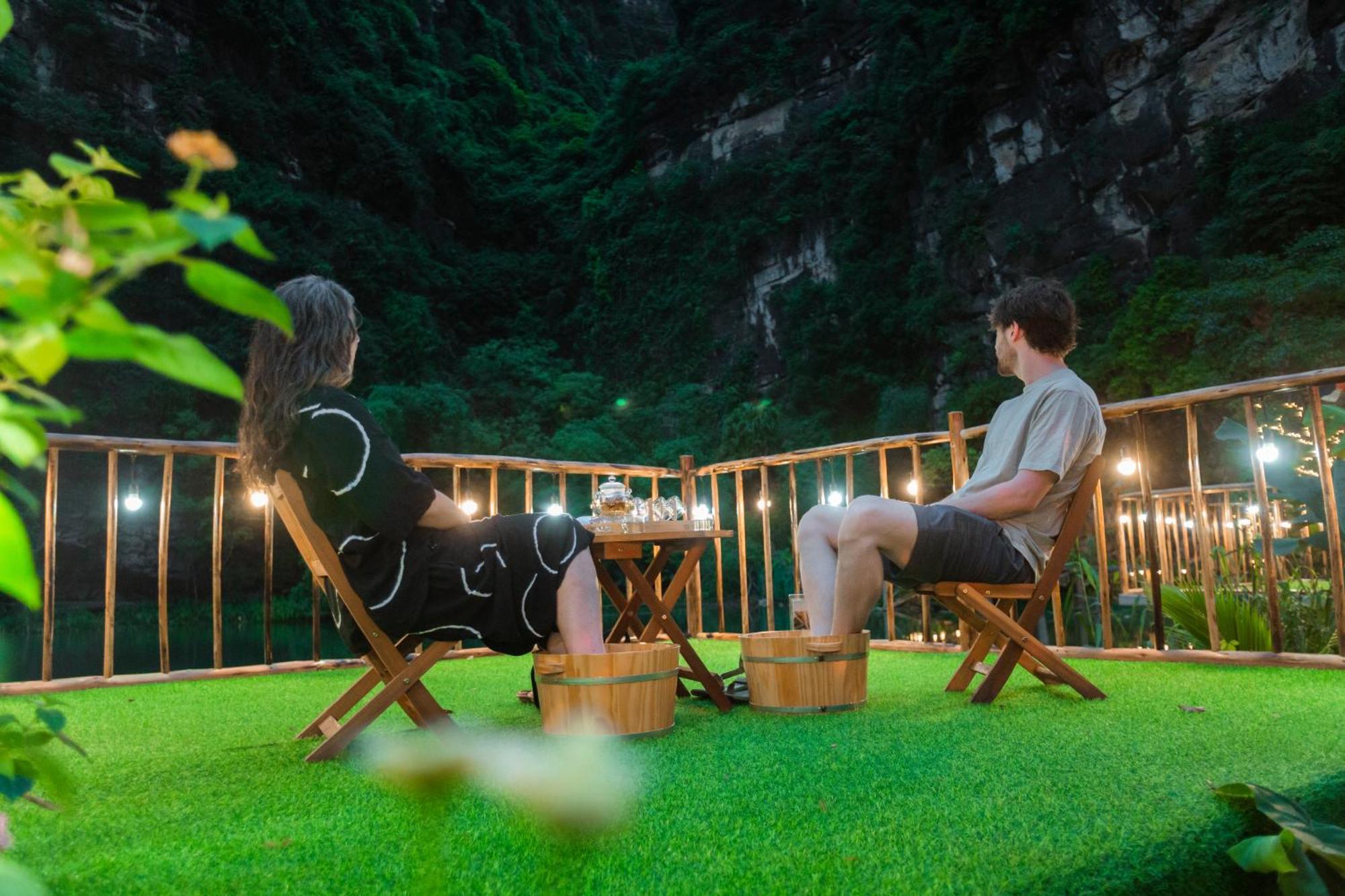 Hoang Minh Mountainside Villa Нин Бин Екстериор снимка