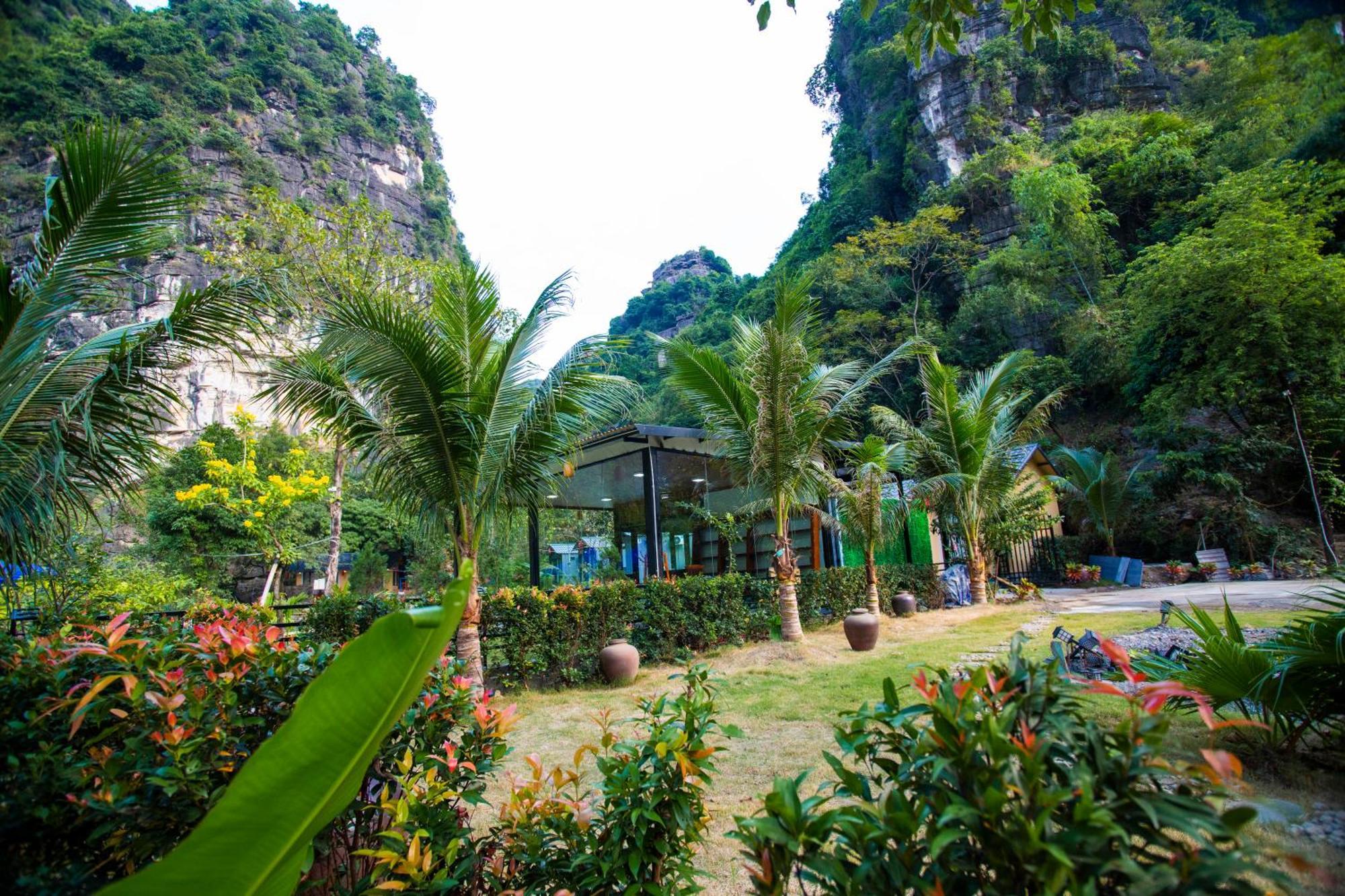 Hoang Minh Mountainside Villa Нин Бин Екстериор снимка